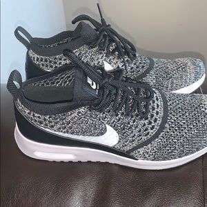 Brand new women size 8 Nike’s never worn